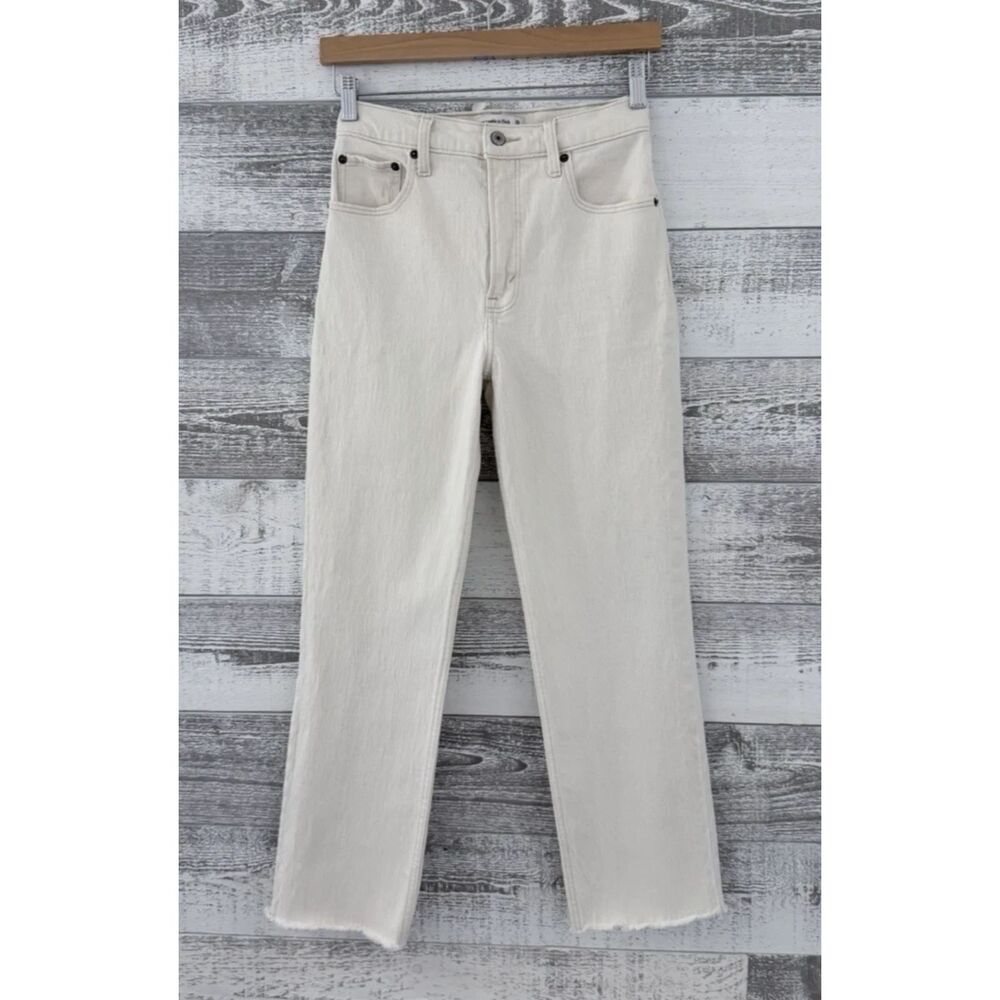 Abercrombie & Fitch The ‘90s Straight Ultra High Rise Jeans Cream Womens Size 26
